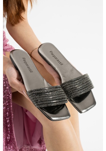 Ulky Platin Taş Detaylı Günlük Abiye Kadın Terlik