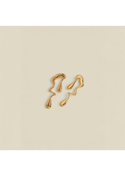 Işıltınızı Konuşturan Özel Tasarım Asimetrik Gold Sallantılı Küpe