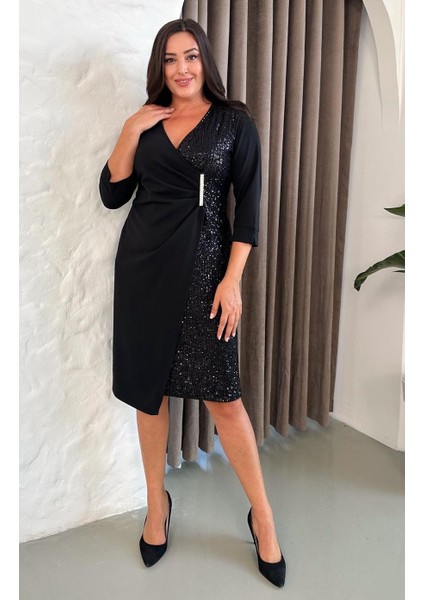 Kadın Büyük Beden Kruvaze Yaka Truvakar Kol Tek Yön Payet Broş Detaylı Midi Esnek Abiye Elbise 24713