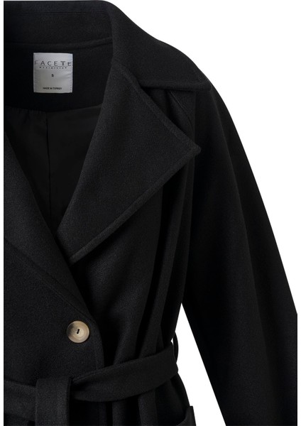 Kadın Siyah Kol Apoletli Kuşaklı Kaşe Kaban