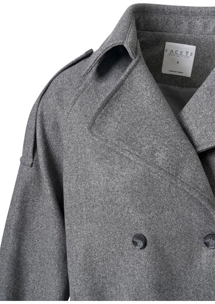 Kadın Gri Apoletli Kısa Kaşe Kaban modelleri