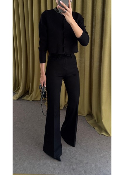 Full Likralı Siyah İspanyol Jean(Ön Sipariştir,1 Ekim'de Kargolanacaktır.)