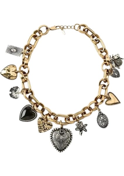 Çoklu Charmlı Kolye