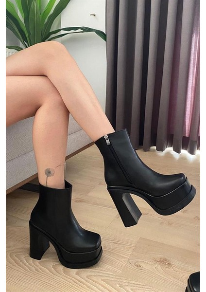 Kadın Sidney Siyah Cilt 12 cm Platform Topuklu Fermuarlı Bot fırsatları