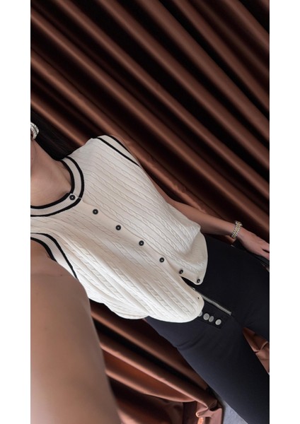 Saç Örgü Kontrast Düğmeli Yelek modelleri