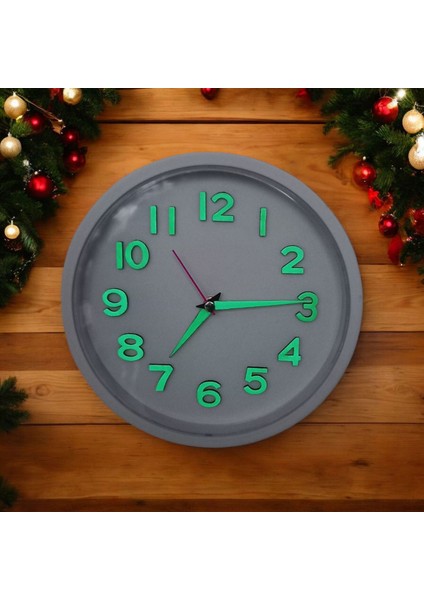 Fosforlu Beyaz 22 cm Duvar Saati Karanlıkta Parlayan Fosforlu Küpe Zincirli Kolye Seti