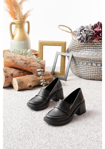 Kadın Siyah Cilt 6 cm Topuklu Lofer Ayakkabı indirimleri