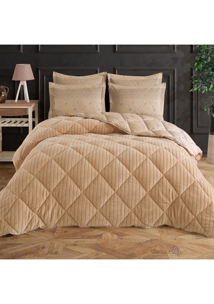 King Size (Battal Boy) Striped Jakarlı Wellsoft Yorgan + 2 Volanlı Yastık Kılıfı