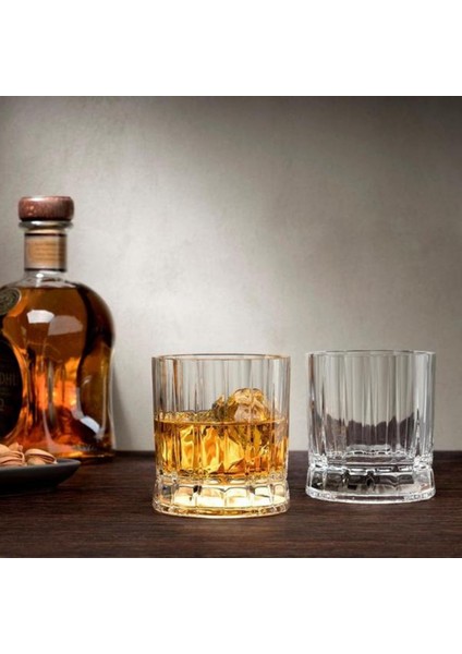 Prisma Viski Şişesi (800CC) ve 4 Adet Nudeglass Wayne Viski Bardağı (250CC) Seti fırsatları