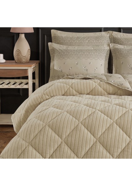 King Size (Battal Boy) Striped Jakarlı Wellsoft Yorgan + 2 Volanlı Yastık Kılıfı modelleri