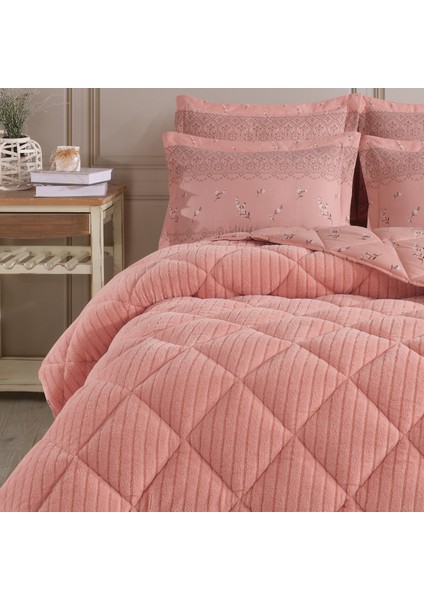 King Size (Battal Boy) Striped Jakarlı Wellsoft Yorgan + 2 Volanlı Yastık Kılıfı modelleri