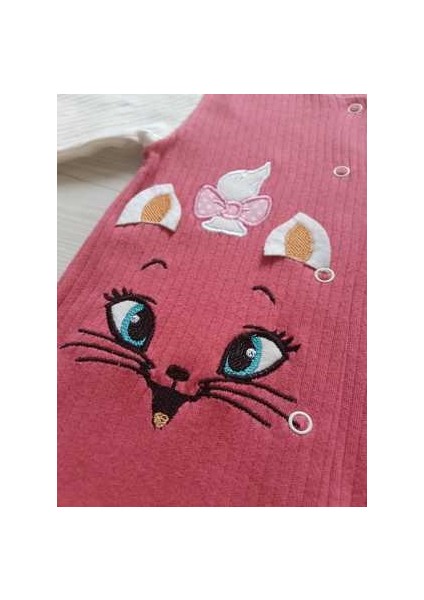 Kedi Desenli Ayaklı Zıbın Takımı fırsatları