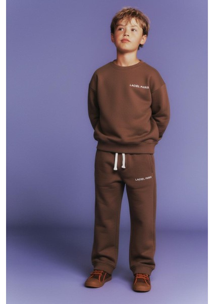 Erkek Çocuk Pamuklu Kahverengi Oversize Sweatshirt Eşofman Alt Takım - Rahat ve Şık