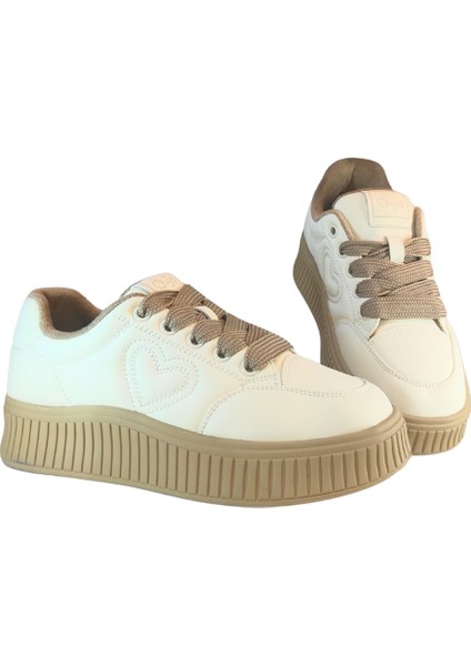 Kadın Deri Sneaker Bağcık Kapamalı Kalp Detaylı Peluş Iç Astarlı Günlük Ayakkabı