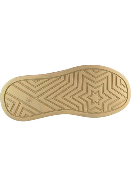 Kadın Deri Sneaker Bağcık Kapamalı Kalp Detaylı Peluş Iç Astarlı Günlük Ayakkabı