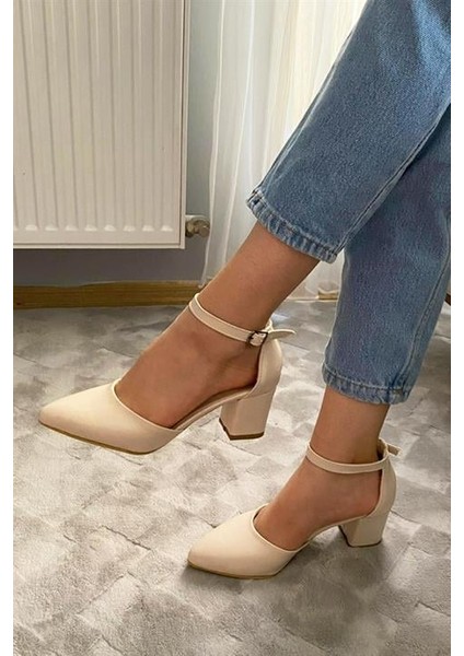 Kadın Krem Cilt 6 cm Topuklu Bilekten Bağlamalı Yanları Acık Ayakkabı