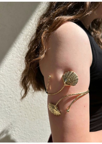 Gold Istiridye Detaylı Paslanmaz Çelik Ayarlanabilir Kadın Pazu Bileklik Kol Kelepçesi Armcuff fiyatları