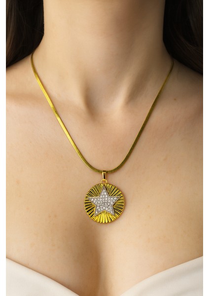 Altın Kaplama Çelik Yıldız Figürlü Zirkon Taşlı Kolye