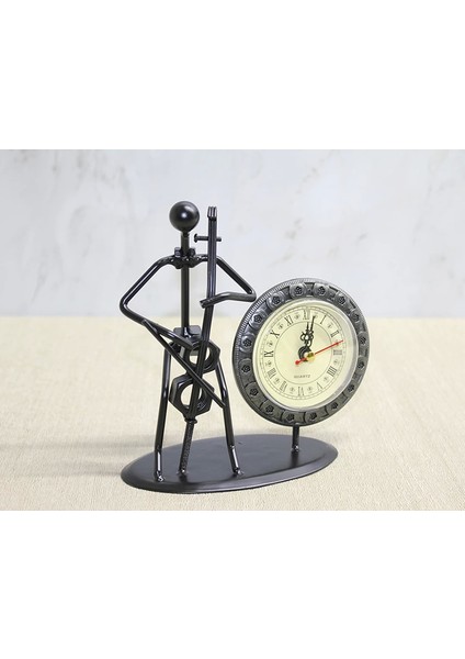 Metal Saatli Keman Çalan Müzisyen ALK4333