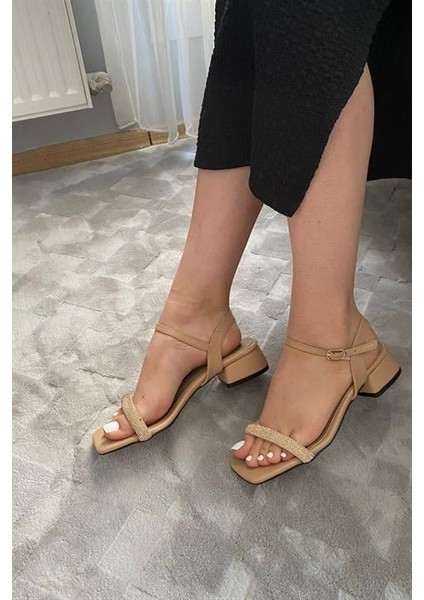 Kadın Ten Bilekten Bağlı Taşlı Bantlı 4 cm Kısa Klasik Topuk Ayakkabı modelleri