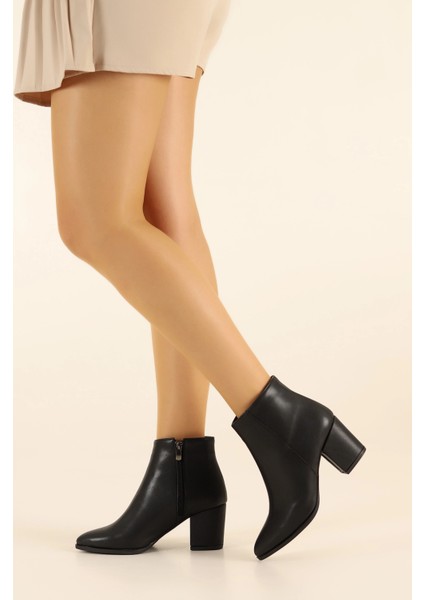 Siyah Cilt Sivri Burun 6 cm Kalın Topuklu Şık Günlük Kadın Bot TMD202473 modelleri