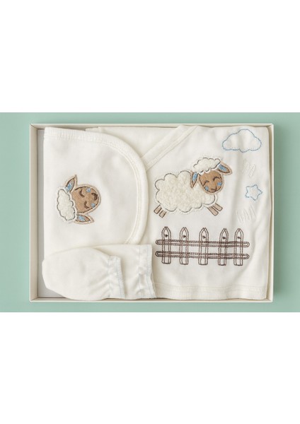 Sevimli Kuzu Desenli 5parça Hastane Çıkışı- Pamuklu Kutulu Zıbın Seti