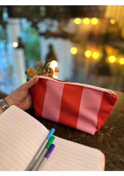 Kırmızı Pembe Çizgili Yıkanılabillir Fermuarlı Kalemlik, Leke Tutmaz Kalemlik, Makyajçantası fiyatları