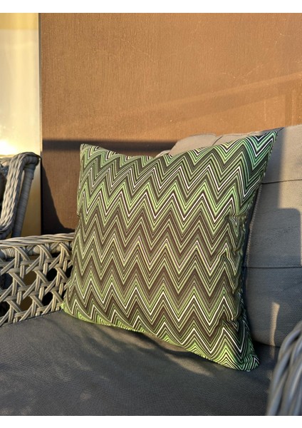 Zigzag Desenli Yeşil Renk Zigzag Desenli Kırlent Kılıfı fırsatları