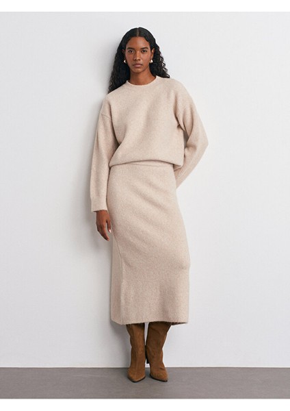 10640 Bisiklet Yaka Yumuşak Dokulu Triko Kazak-A.bej Mel. indirimleri