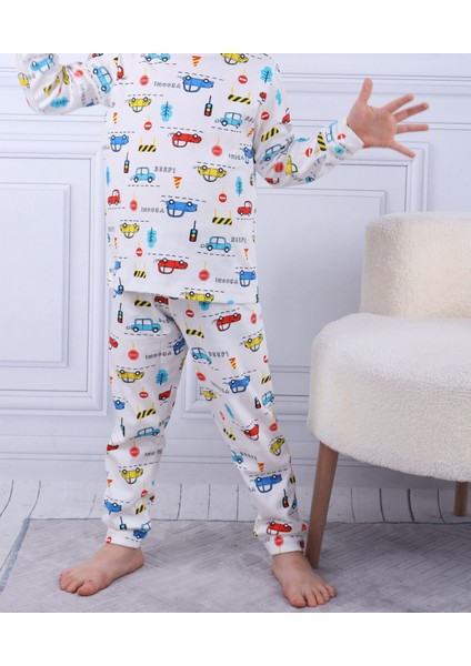 Araba Desen Erkek Çocuk Pijama Takımı indirimleri