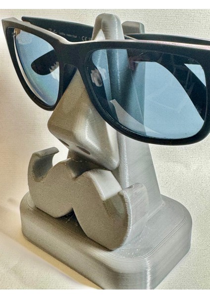 Yeni Sir Nigel Squintsworth Gözlük Tutucu T4887621 indirimleri