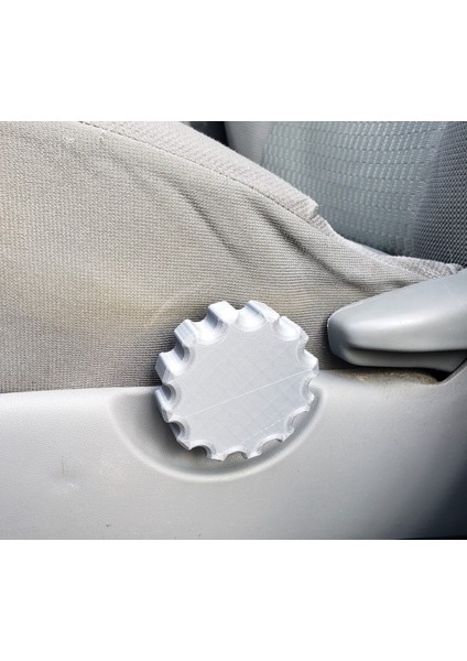 Yeni Toyota Tacoma Bel Desteği Düğmesi T4933710