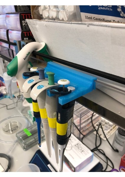 Yeni Gilson Pipet Tutucusu T2298438 fırsatları