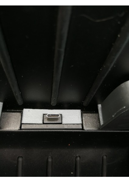 Yeni Tesla S Merkezi Konsol Cep Telefonu Kablo Tutucu USB Tip C (2015 Orta Konsol) T2385977