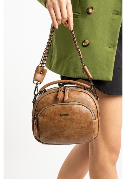 Kadın Postacı Çanta 20*16 cm Çapraz Askılı Omuz Çantası Suni Deri Mega Çanta Zincir Detaylı modelleri