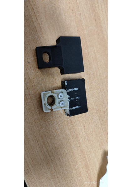 Yeni Renault Scenic Cam Tutucusu T6568506