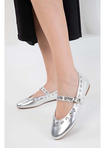 Feles Zımba Detaylı Kadın Babet Ayakkabı