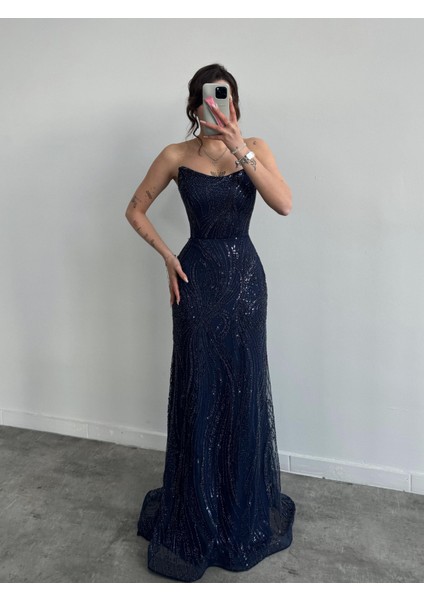 Lacivert Boncuk Işlemeli Payetli Straplez Abiye