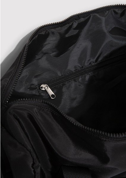 Siyah Spor Çantası 1910515-900 indirimleri