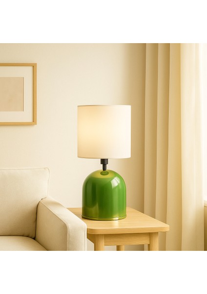 Nil Yeşili Modern Metal Abajur – Modern Dekoratif Başucu ve Masa Lambası