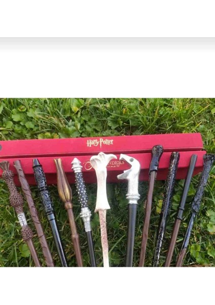 Harry Potter Filmi Büyücü Asaları Golden Snitch Figür Hediyeli Asa Seti fiyatları