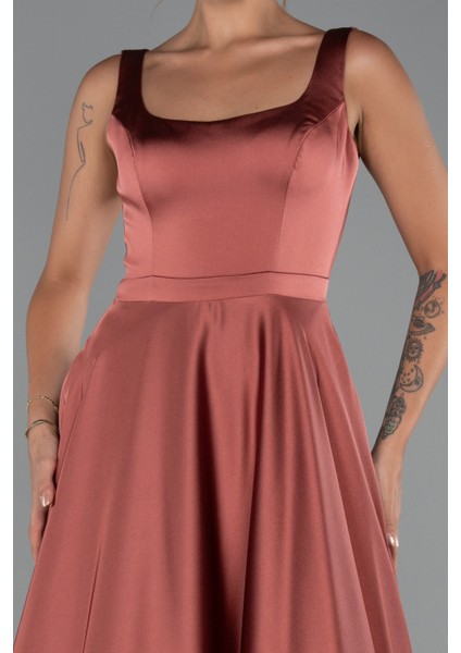 Kolsuz Uzun Saten Abiye Elbise ABU5136 modelleri