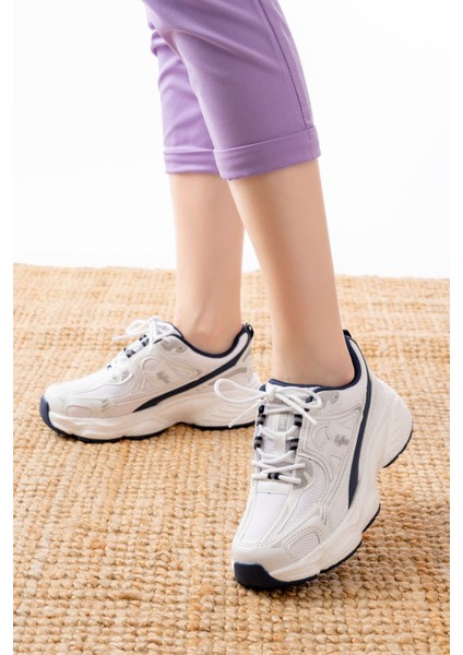 Beyaz Günlük Bağcıklı Lacivert Desenli Yazlık Spor Ayakkabı