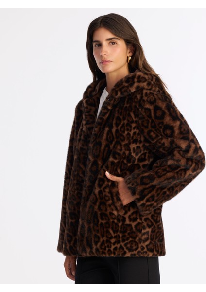 Regular Kapüşonlu Yaka Uzun Kol Mont modelleri