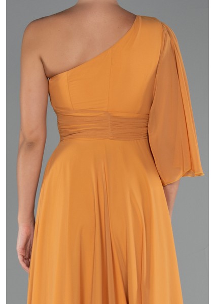 Tek Kol Yırtmaçlı Uzun Şifon Abiye ABU5259 fırsatları