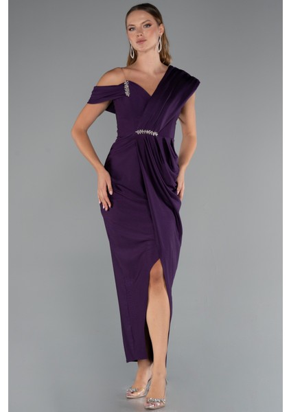 Tek Omuz Yırtmaçlı Midi Davet Elbisesi ABK2423