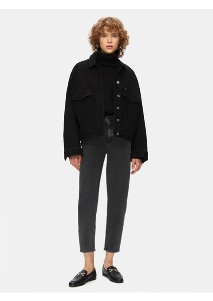 Kadın Celia Oversized Jean Ceket – %99 Pamuk, %1 Elastan, Rahat ve Dayanıklı Günlük Kullanım