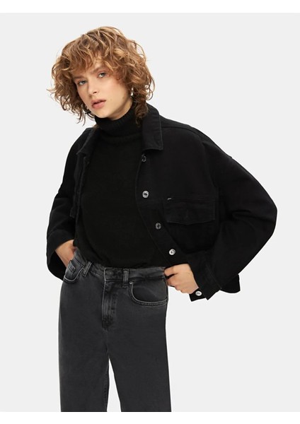 Kadın Celia Oversized Jean Ceket – %99 Pamuk, %1 Elastan, Rahat ve Dayanıklı Günlük Kullanım