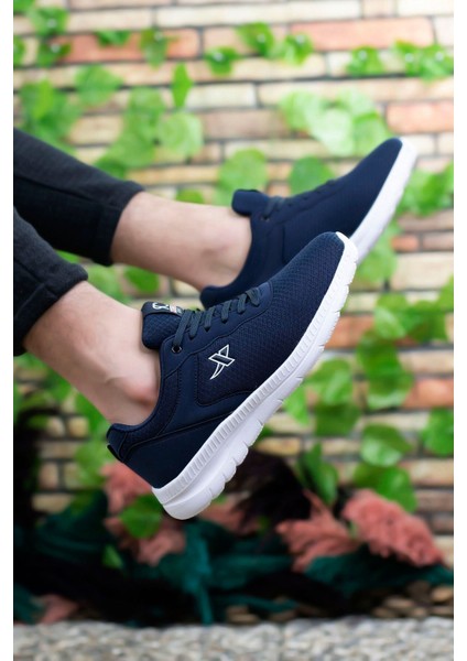 Unisex Kadın Sneaker – Su ve Soğuğa Dayanıklı, Kaymaz Tabanlı, 1. Sınıf Malzemeden Şık Spor Ayakkabı