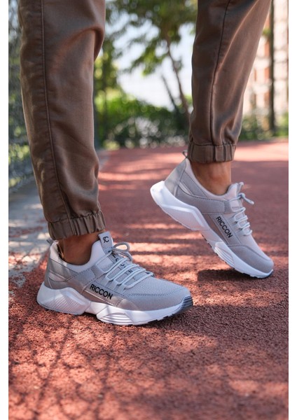 Buz Kadın Sneaker – 1. Sınıf Malzeme, Ortopedik Taban, Koku ve Ter Önleyici Astar, Bağcıklı Rahat Tasarım